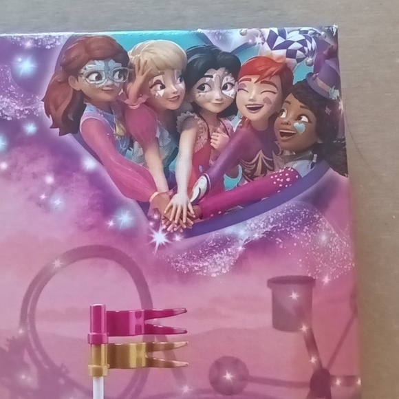 Magical Funfair Stalls LEGO Friends new and UNOPENED in original box - Picture 4 of 13
